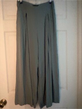 Go with the Flow Wide Leg Pants M Petite